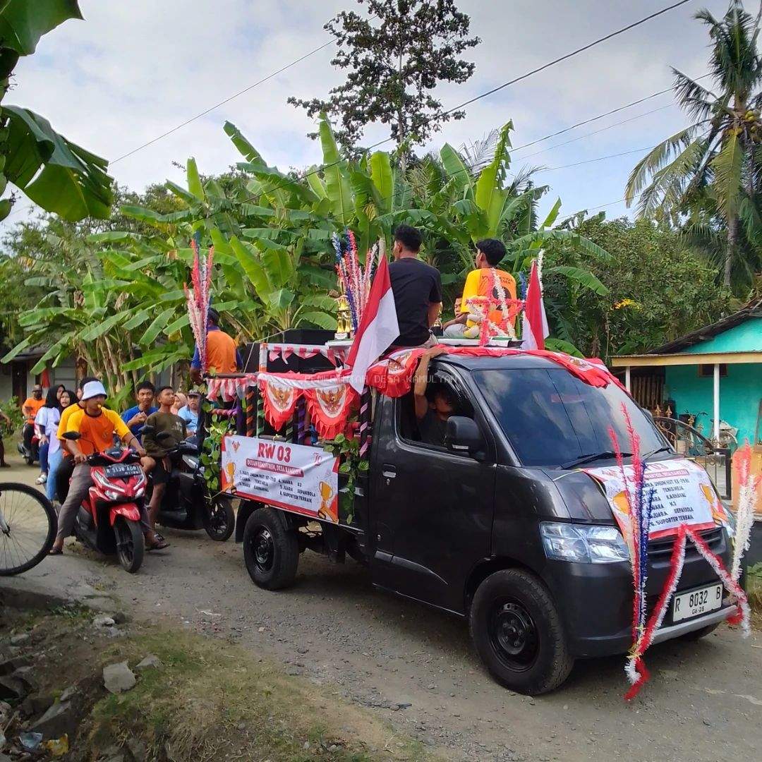 RW 03 DUSUN KEMANTREN BORONG PIALA DI BERBAGAI JENIS PERLOMBAAN HUT KE-79 RI
