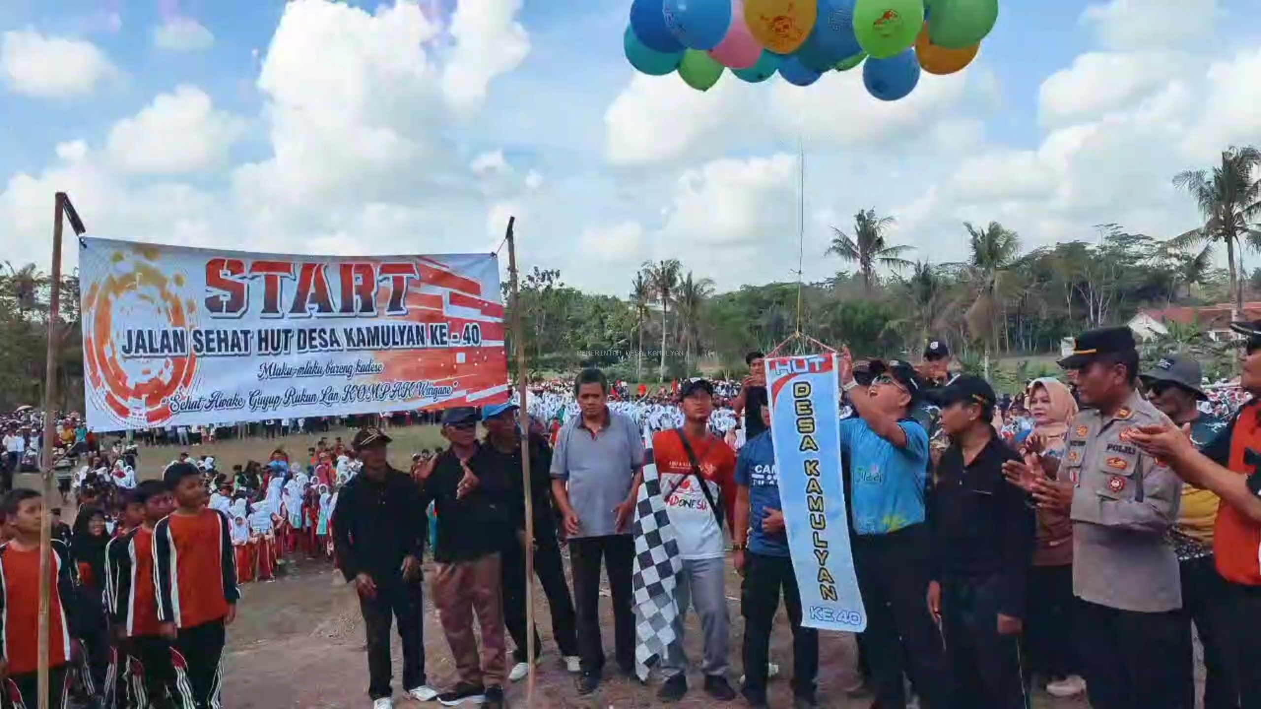PJ BUPATI CILACAP BERI APRESIASI EVENT JALAN SEHAT PERAYAAN HUT KE-40 DESA KAMULYAN 
