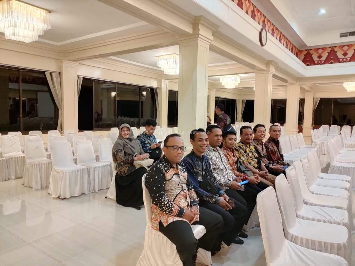 ROMINGAN SEKRETARIS DESA KAMULYAN IKUTI PEMBINAAN PENINGKATAN APARATUR PEMERINTAH DESA SE KABUPATEN CILACAP 