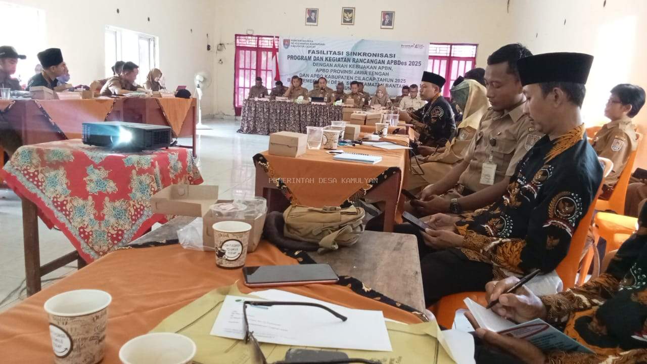 PERANGKAT DESA KAMULYAN IKUTI BIMTEK PENYUSUNAN APBDes TAHUN 2025 DALAM RANGKA TERTIB PENGELOLAAN KEUANGAN DI TINGKAT KECAMATAN BANTARSARI 