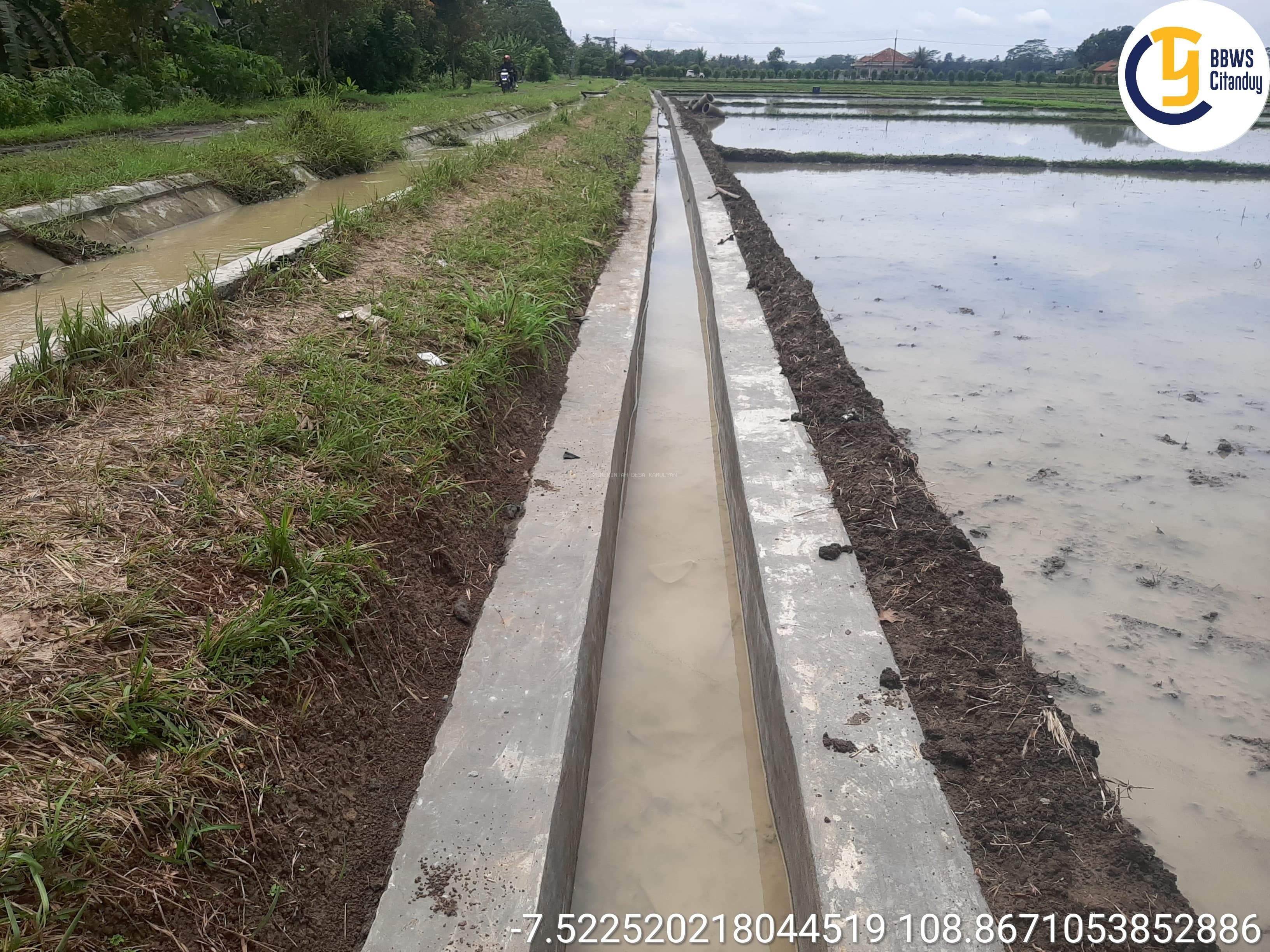 PEMDES KAMULYAN BANGUN IRIGASI SEPANJANG 367M UPAYA TINGKATKAN PRODUKSI PADI PETANI