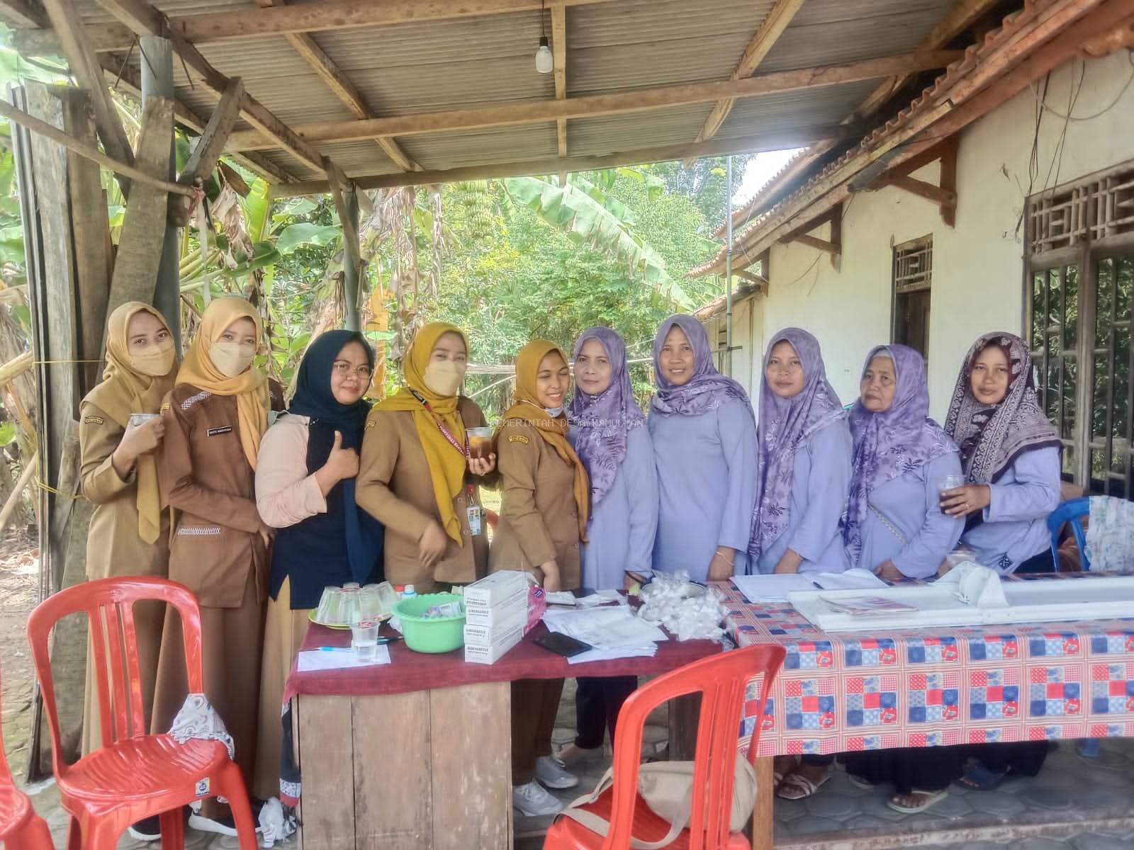 PEMBAGIAN VIT A DAN PEMERIKSAAN GIGI SERTA SOSIALISASI PEMERIKSAAN KESEHATAN GRATIS